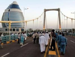 حمدوك:  لا يملك 