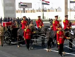بالفيديو: تشييع الرئيس المصري الأسبق محمد حسني مبارك بجنازة عسكرية
