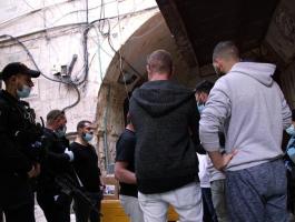 الاحتلال يصادر طرود غذائية من متطوعين تيار الإصلاح في القدس