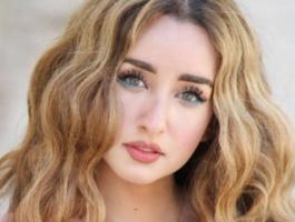 هنا الزاهد
