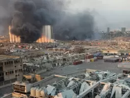 مشاهد مُرعبة لأولى لحظات انفجار مرفأ بيروت الضخم