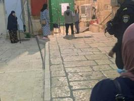 بالفيديو والصور: قوات الاحتلال تُغلق أبواب المسجد الأقصى المبارك