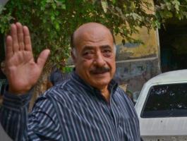 فايق عزب