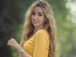 هنا الزاهد