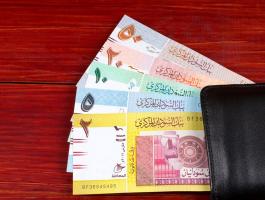 الدولار في السودان.jpg
