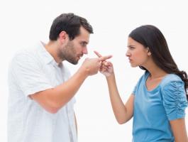 سبب حب الرجل للمرأة العنيدة