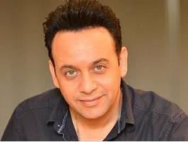 مصطفى قمر