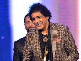 أول ظهور لمحمد منير بعد مروره بوعكة الصحية