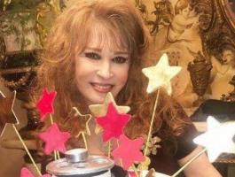 بعد غياب طويل .. نيللي في ظهور متألق