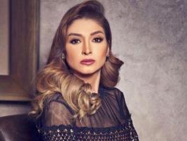 روجينا تُحدث ضجة على السوشيال ميديا برقصها وحركاتها
