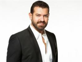 عمرو يوسف يظهر بلحية على البوستر الرسمي لمسلسل 