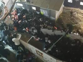 شاهد: مصرع وإصابة عشرات المستوطنين بانهيار منصة في جبل الجرمق شمال الأراضي المحتلة