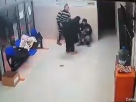 بالفيديو: طبيب فلسطينى ينقذ طفلا من الموت والسوشيال ميديا تصفه بـ