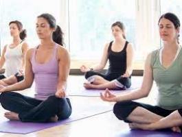 تمارين يوجا تساعد فى تخفيف الضغط النفسى