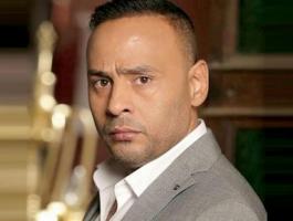 محمود عبد المغني يطبخ مكرونة بالريحان.