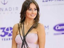 السبب الحقيقي لعدم حضور حلا شيحة العرض الخاص لفيلمها مع تامر حسني!