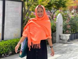 بالحجاب.. منة فضالي تفاجئ جمهورها بإطلالة من تركيا