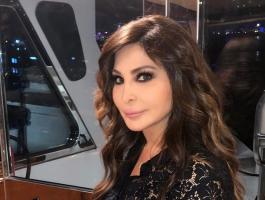 إليسا تهاجم فاشنيستا لبنانية: اختفيت كي لا أرى الأغبياء أمثالك!