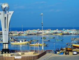 غزة: الشرطة البحرية تقرر إغلاق دخول البحر بسبب المنخفض الجوي
