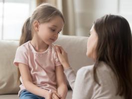 كيف تتعاملي مع ابنك عندما يقول لفظ خارج؟