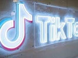 1000 دولار للفائز.. شركة مجوهرات أمريكية تطلق مبادرة لإنقاذ موظفيها من 