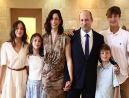 عائلة بينيت.jpeg