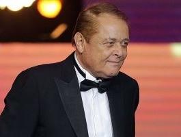 محمود عبد العزيز