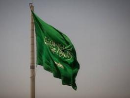 شاهد: بيان للشرطة السعودية حول مشاجرة نسوية وثقها مقطع فيديو