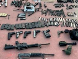 شرطة الاحتلال تزعم اعتقال 60 شخص من الضفة والداخل المحتل بشبهة التجارة بالأسلحة 