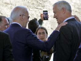 غانتس وبايدن.