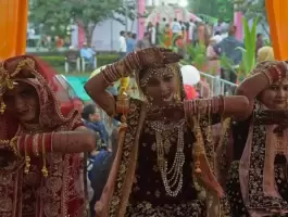 في الهند.. عقد زواج يفرض شروطا 