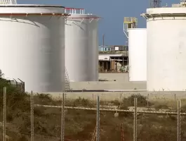 ليبيا تتعاقد مع هانيويل الأميركية لإنشاء مصفاة نفط