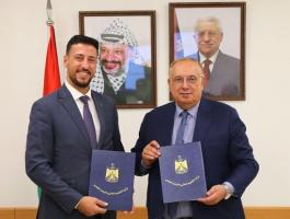 اتفاقية تعاون لإدارة حسابات صندوق إقراض طلبة مؤسسات التعليم العالي في فلسطين، وبما يضمن تطوير وتعزيز الخدمات التي يقدّمها الصندوق.