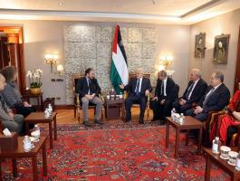 لقاء الرئيس عباس مع أمين عام الحزب الشيوعي الإيطالي