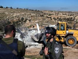 قوات الاحتلال تهدم خياماً في الأغوار الشمالية