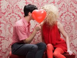 o-VALENTINES-DAY-COUPLE-AGE-facebook1-980x498