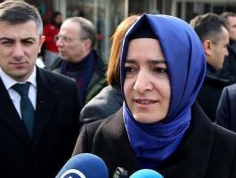 احتجاز وزيرة الأسرة التركية في روتردام.jpg