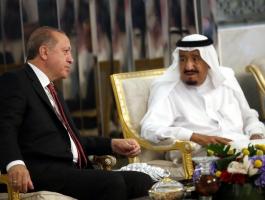 أمير قطر يبحث سبل حل الأزمة الخليجية مع أردوغان.jpg