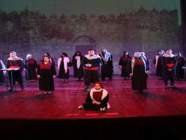 مسرحية تظهر مأساة اللاجئين من سوريا على مسرح قصر رام الله الثقافي