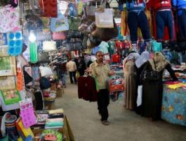 بلدية خانيونس تنظم قرعة علنية لسوق البسطات الجديد