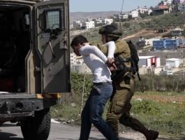 قوات الاحتلال تعتقل شاباً جنوب نابلس