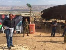 إصابات واعتقالات خلال اقتحام الاحتلال لقرية 