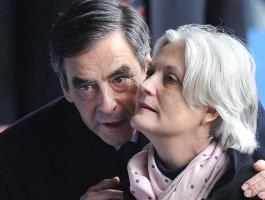 القضاء الفرنسي يعتزم توجيه التهمة لزوجة فيون