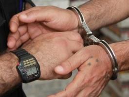 القبض على لص سرق مبالغ مالية وأجهزة كهربائية من مسجد بغزة