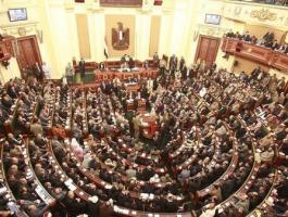 برلمان مصر يقر بشكل نهائي قانون تنظيم الصحافة والإعلام