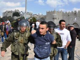 قوات الاحتلال تعتقل مواطنين شمال الخليل