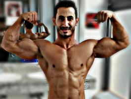 تأهّل لاجئ من اليرموك لبطولة كمال الأجسام بألمانيا.jpg