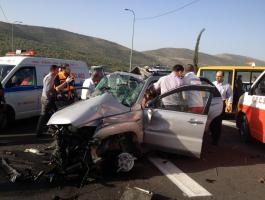 بينها خطيرة.. إصابة 3 مواطنين إثر حادث سير على شارع جنين - نابلس