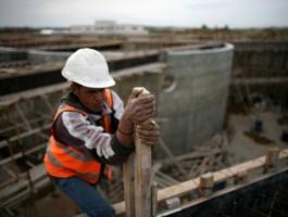 اجتماع عربي يناقش تقريراً حول أوضاع الطبقة العاملة في فلسطين