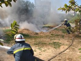 النيران تلتهم مساحات واسعة من أرضي صوريف غربي الخليل